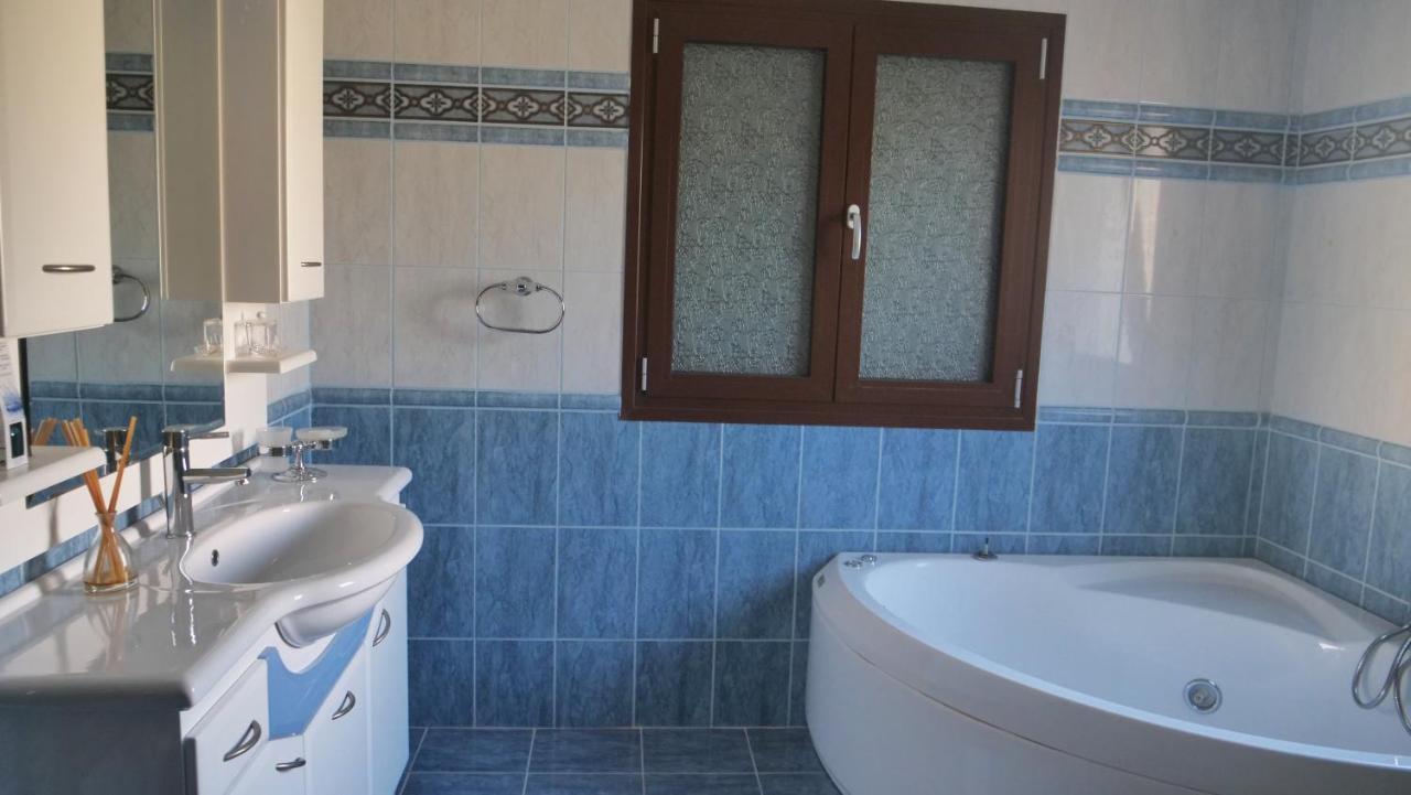 Villa Omega Kefalonia Karavádhos エクステリア 写真